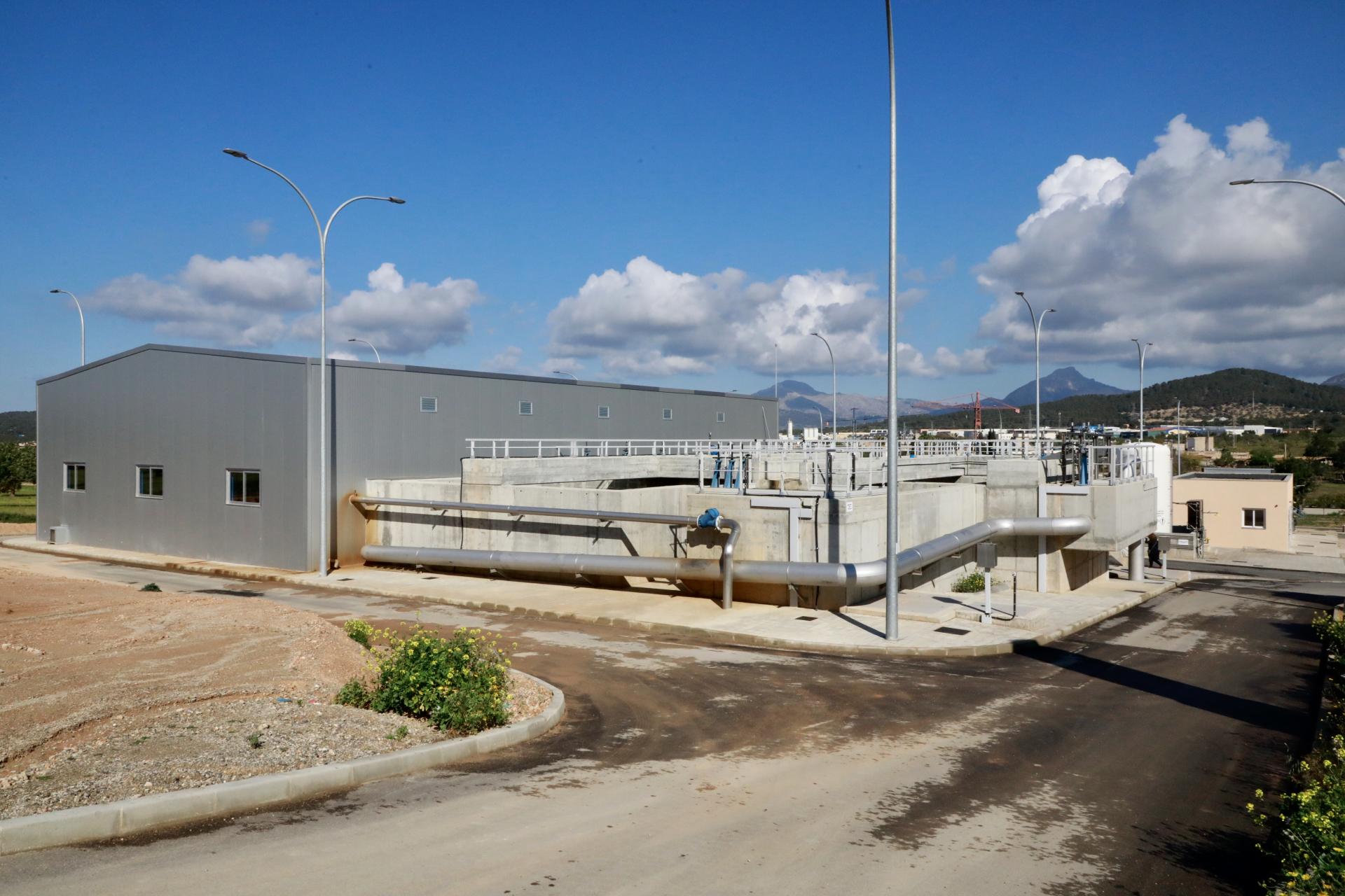La Estación Regeneradora de Aguas (ERA Santa Ponça) es la infraestructura más importante de las que dispone el municipio en la gestión del agua.