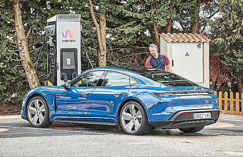 Porsche Taycan